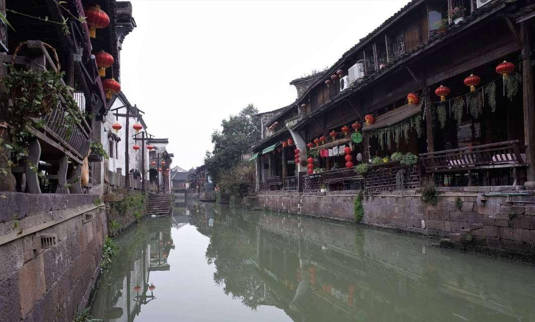 甜美公主的绚丽装扮